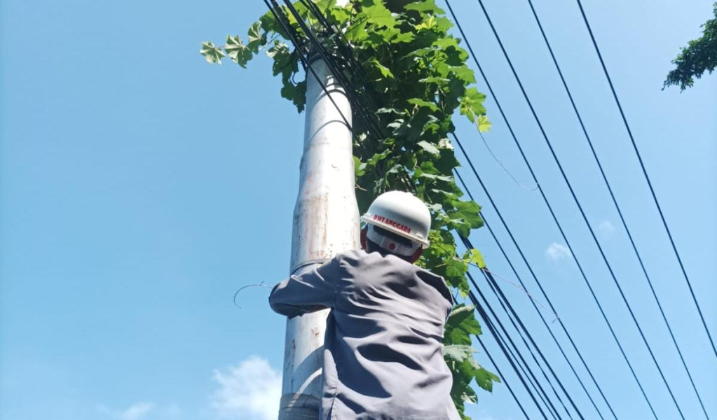 PLN Icon Plus Lakukan Quality Control Pemasangan Kabel FO Pelanggan Baru di Solok