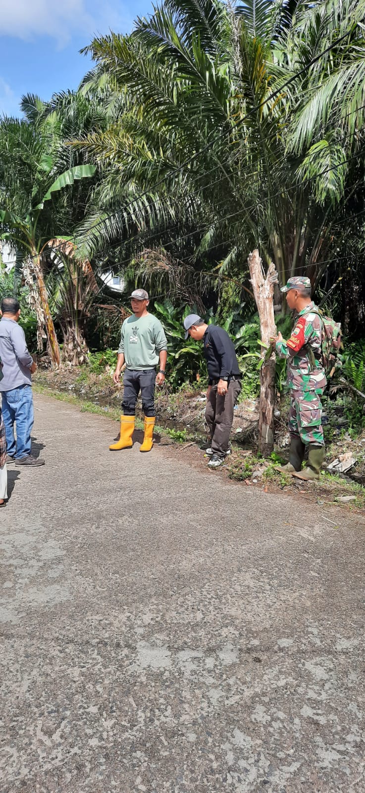 Sertu Ramli Laksanakan Peninjauan dan Koordinasi Jelang Perlombaan Kebersihan