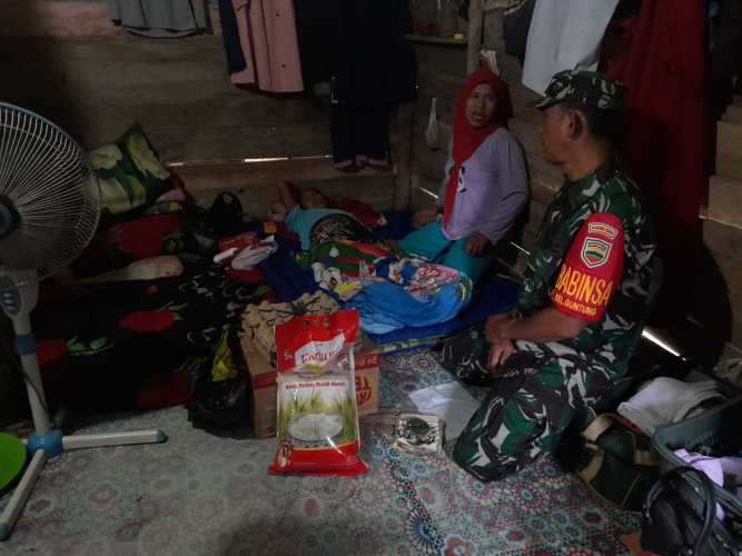 Giat Babinsa Masuk Dapur Berlanjut, Tukiyem Mengaku Senang