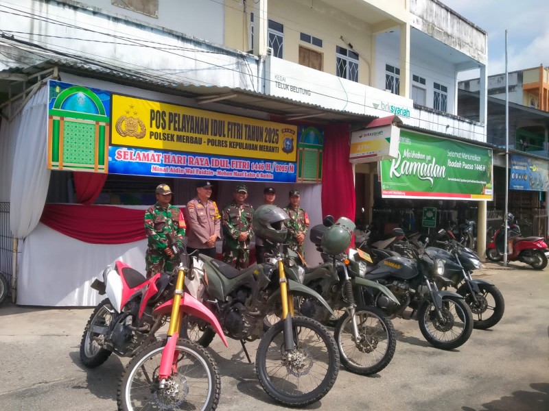 Wujud Sinergitas TNI - Polri Dalam Kawal Keamanan Mudik Lewat Pos Pengamanan Lebaran di Merbau