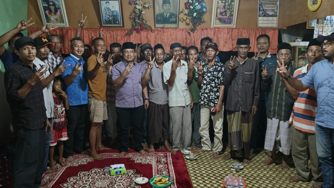 Warga Kuala Keritang: Kami Pintar, Pilihan Tetap Fermadani Nomor 2