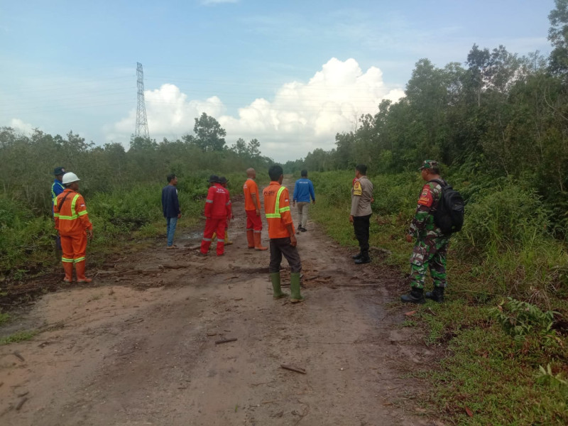 Serda Cerzakatno Sampaikan Larangan Pembakaran Lahan di Kelurahan Teluk Makmur