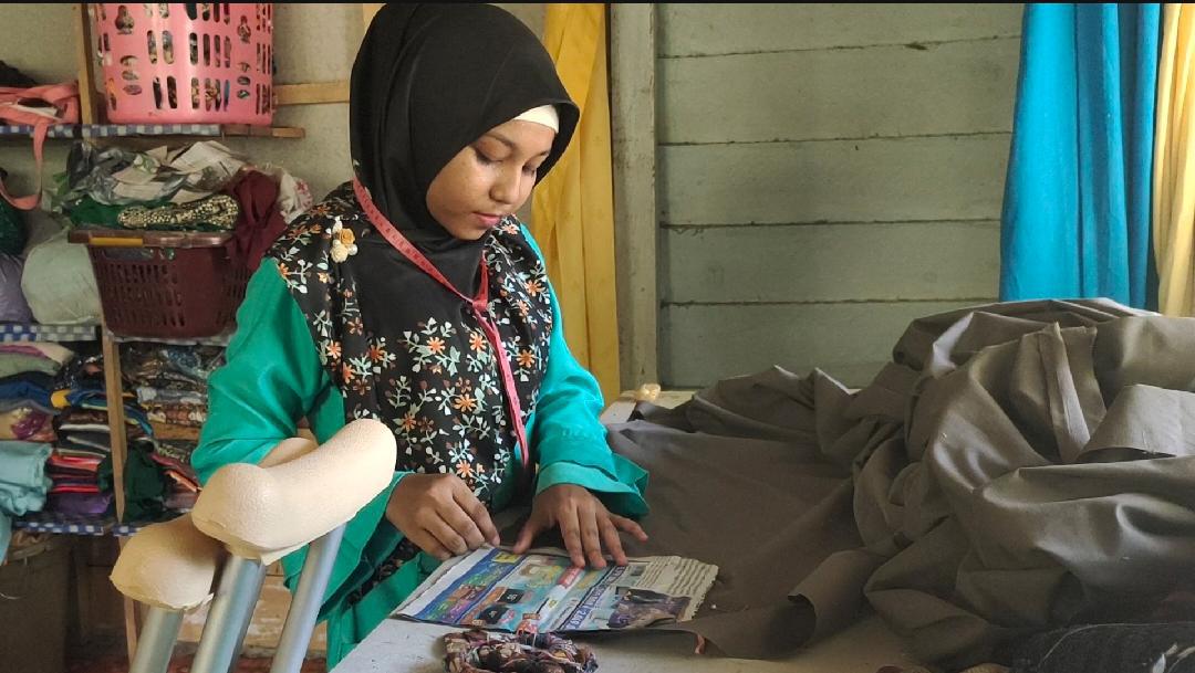 Nuri Wulandari, Gadis 18 Tahun Tanpa Kaki Kanan yang Ikut Andil Melawan Pandemi Covid-19