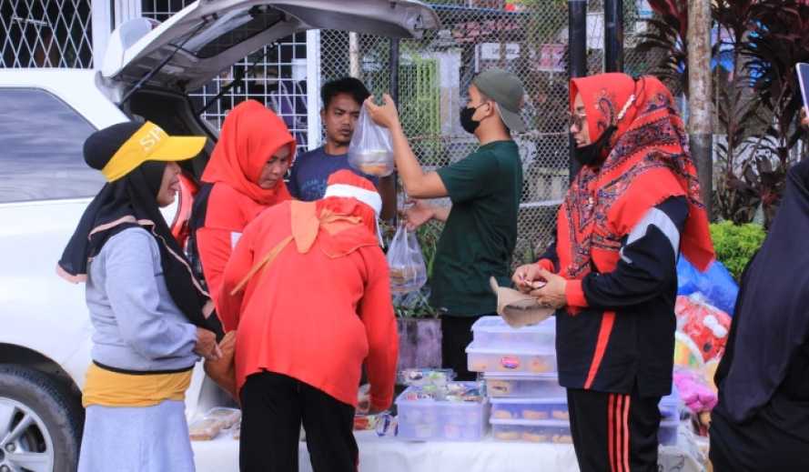 Berjualan di CFD, Windi Peroleh Omzet 1 Juta Rupiah