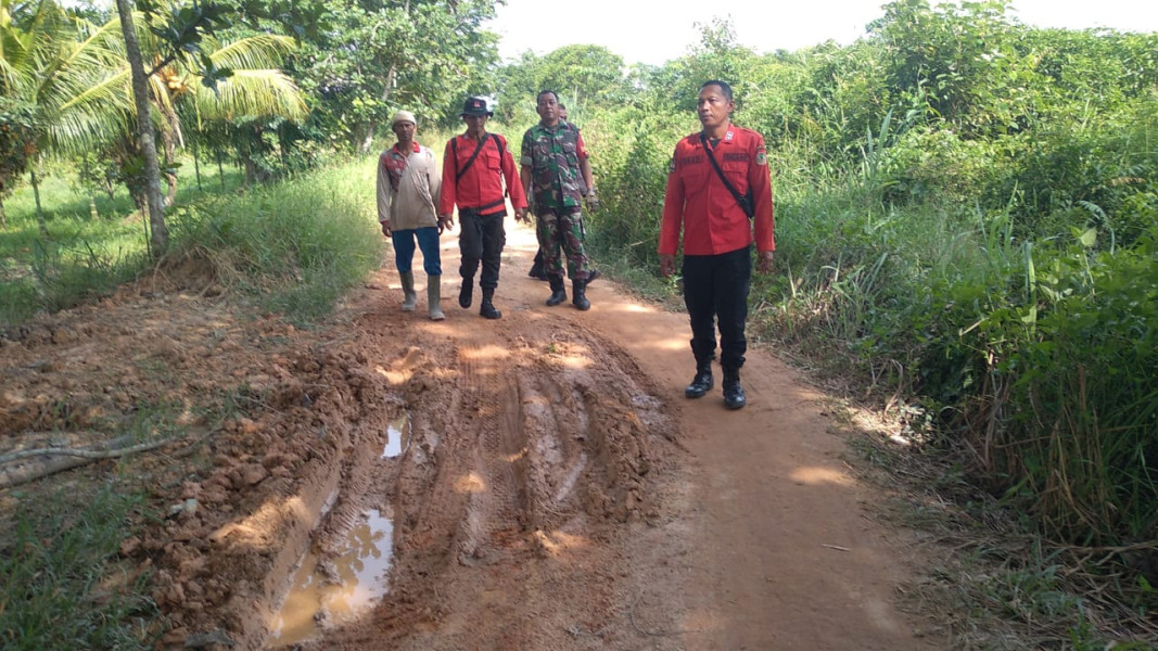 Patroli Karlahut Babinsa Koramil 02/BK, Sosialisasi Sanksi Hukum Pembakaran Lahan