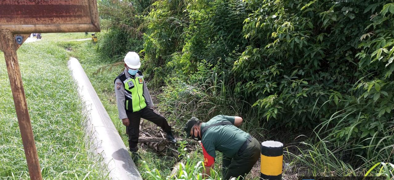 Cegah Pencurian Minyak, Serma Zul Efendi Laksanakan Patroli Pipa PHR