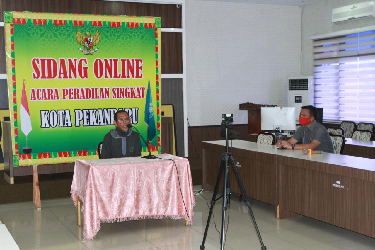 Perdana, Pelanggar PSBB Kota Pekanbaru Disidang Secara Online