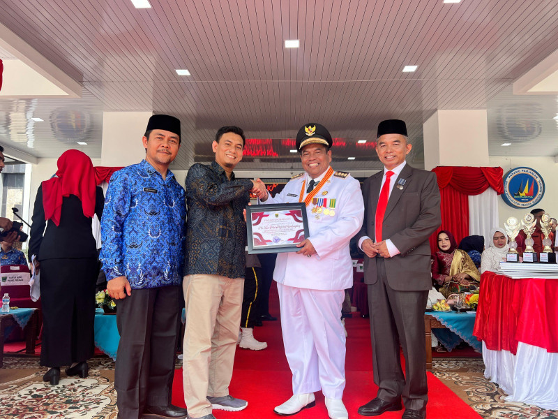 Dinilai Aktif Dalam Pelaksanaan Program Smart City, Bupati Padang Pariaman Berikan Penghargaan ke PLN Icon Plus