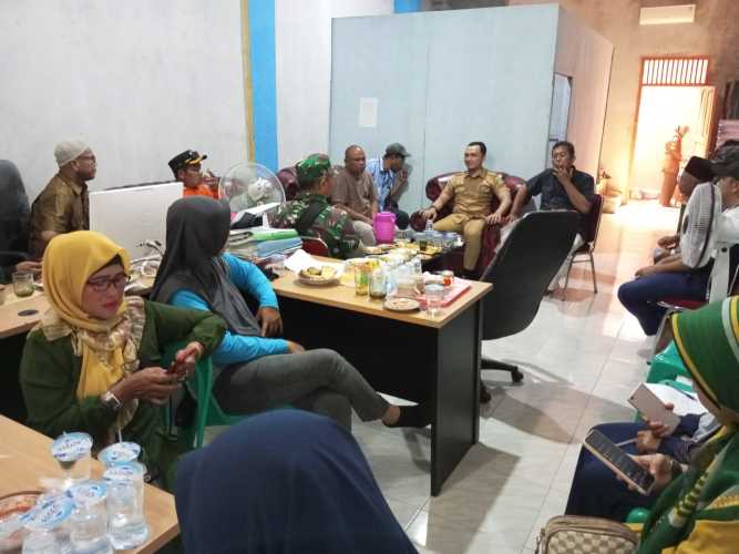 Serma Zul Efendi Hadiri Rapat Persiapan HUT Kelurahan