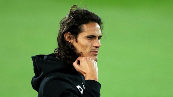 Belum Punya Klub Baru, Edinson Cavani Kini Latihan Balet Dulu