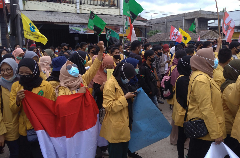Aksi Tolak Omnibus Law Mahasiswa Inhil Sedang Berlangsung