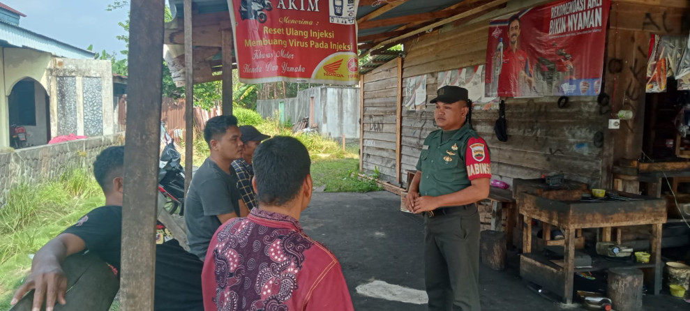 Komsos di Kampung Pancasila, Ini Pesan Babinsa Koramil 06 Merbau