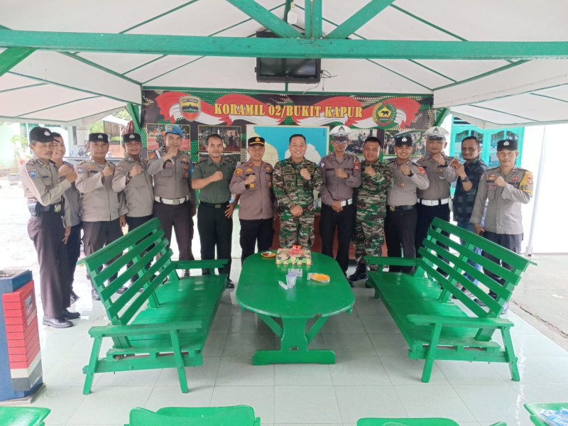 Danramil 02 BK Mendapatkan Kejutan di HUT TNI ke 78