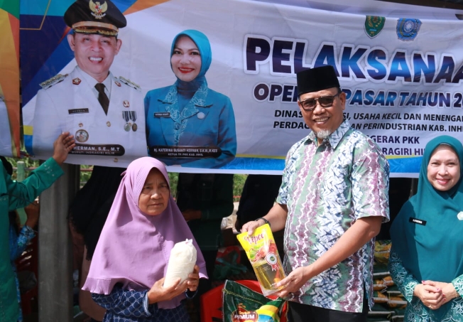 Safari Ramadan di Kempas, Pemkab Inhil Serap Aspirasi dan Tinjau Pasar Murah