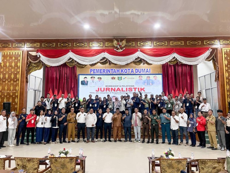 PWI Dumai Gelar Workshop Jurnalistik, Wawako Sugiyarto Soroti Pentingnya Etika dan Integritas di Tengah Derasnya Arus Informasi Digital
