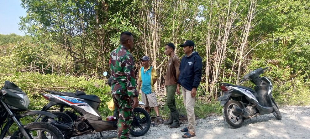 Babinsa Koramil 06/Merbau Ajak Warga Kampung Pancasila Jauhi Miras dan Narkoba