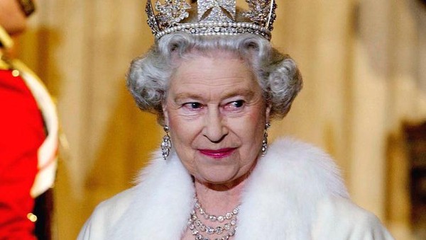 Ratu Elizabeth II Rugi Ratusan Miliar Akibat Corona