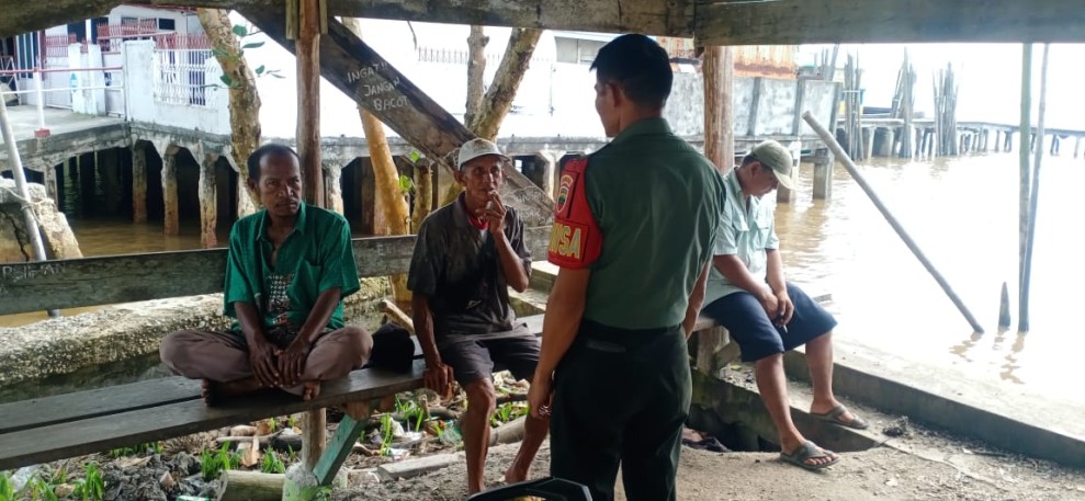 Melalui Komsos, Babinsa Koramil 06/Merbau Rangkul Perbedaan dengan Semangat Pancasila