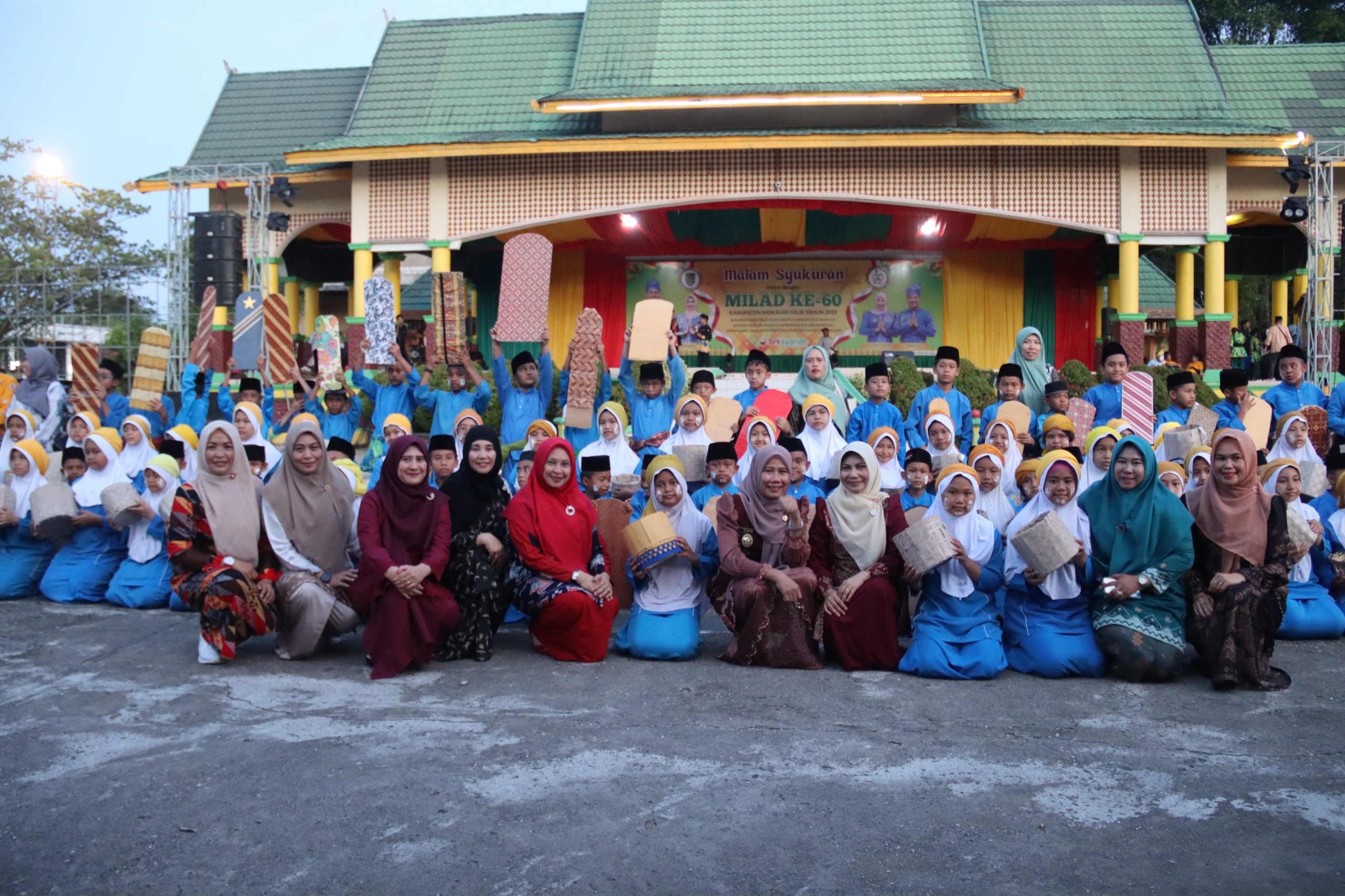 Wakil Bupati Inhil Yuliantini Resmi Buka Acara Ekonomi Kreatif dan Pentas Seni Anak Negeri dalam Rangka Milad Inhil ke-60