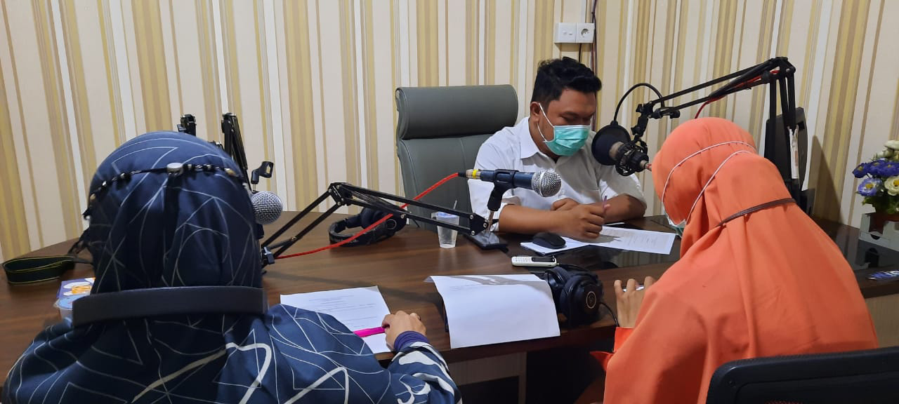 Apoteker RSUD PH Tembilahan Jadi Narasumber di Radio Gemilang FM