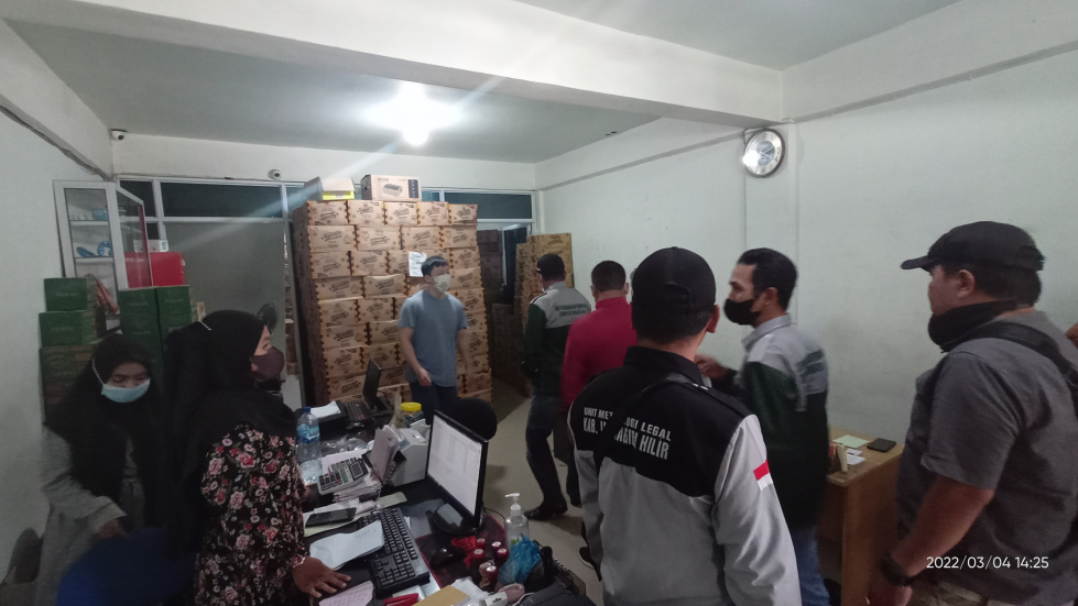 Sidak Migor dan Sembako oleh Disdagtri Inhil bersama Satgas Pengawasan Barang Beredar dan Jasa