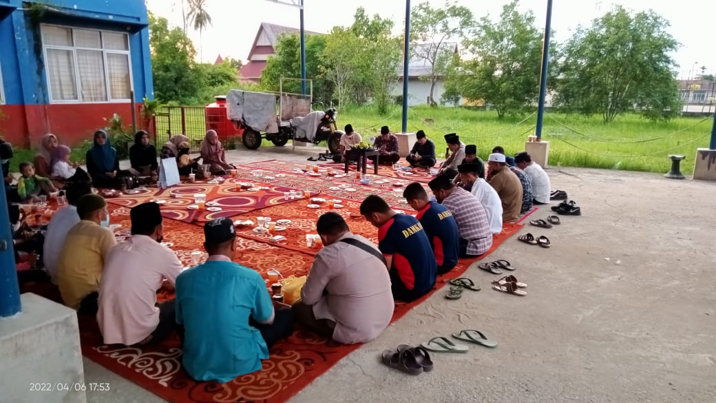 Buka Puasa Bersama di Ramadhan 1443 H di Kantor DPKP Inhil