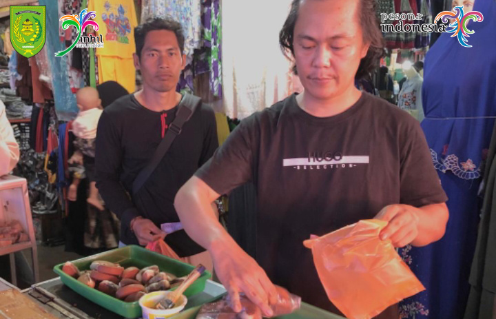 Jajanan Jadul Kue Pancong Pasar Tradisional Tembilahan