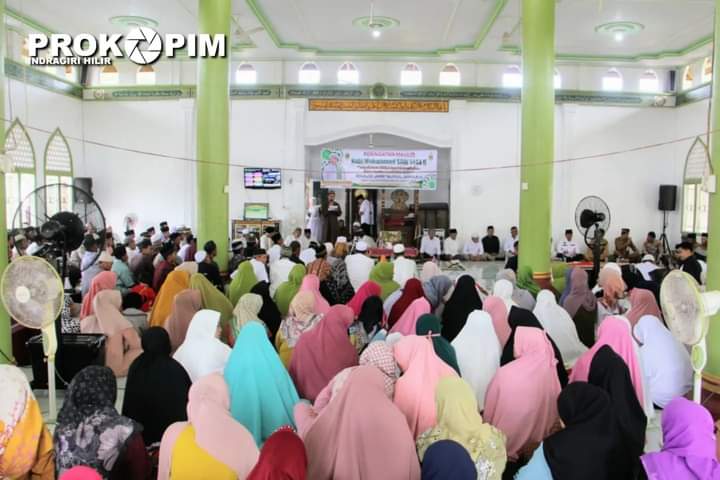 Bupati HM Wardan Sambangi Peringati Maulid Nabi Muhammad SAW 1444 H di Desa Tekulai Hilir