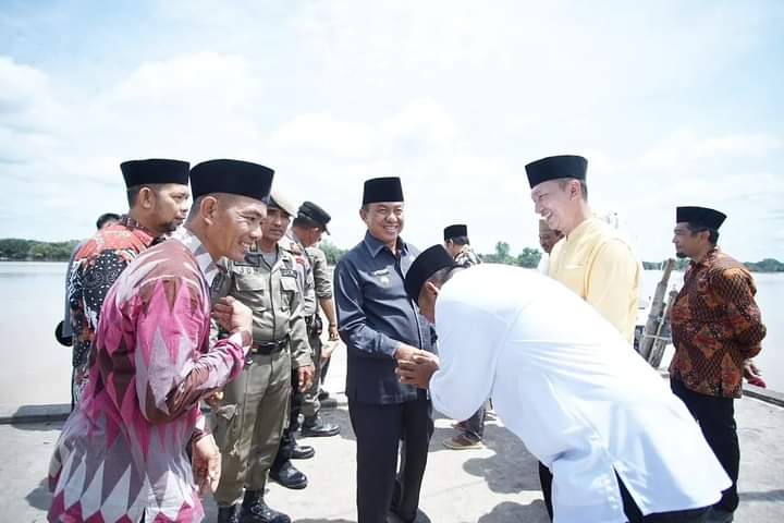 Bupati HM Wardan Menjalin silaturahmi Dengan Kades, BPD dan Forum Komunikasi RT/RW di Keritang