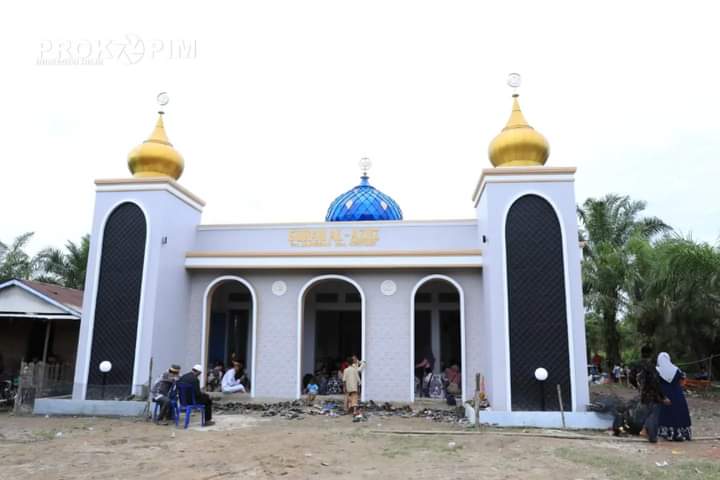 Wakil Bupati Inhil  H Syamsuddin Uti Resmikan Surau Al-Aziz di Desa Kota Baru Siberida