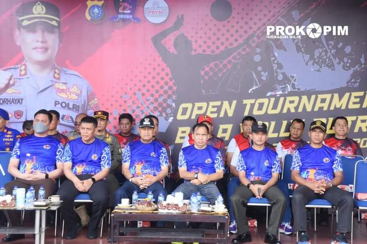 Wabup Buka Turnament Bola Volly Putra Kapolres Inhil Cup Tahun 2022