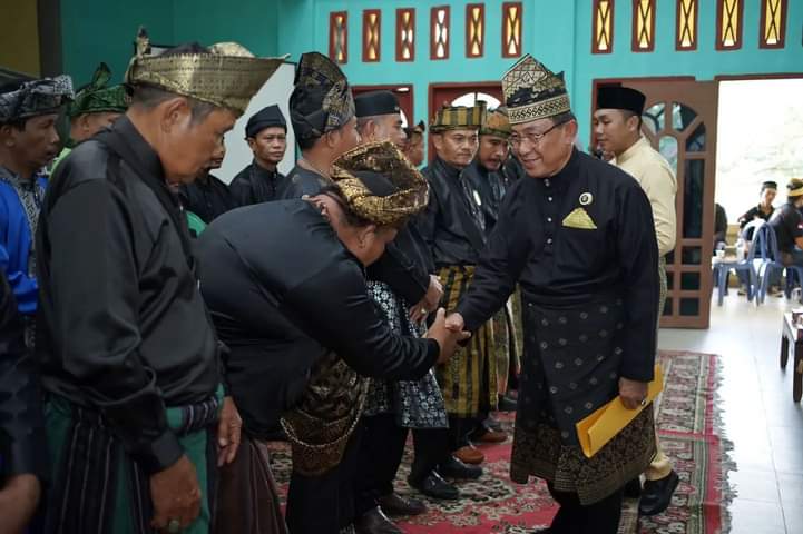 Bupati Inhil sebagai Datuk Sri Setia Amanah Membuka Rakerda DPD Laskar Melayu Riau