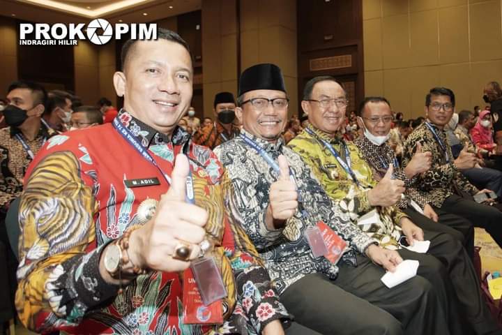 Peduli HAM, Bupati Inhil Kembali Terima Penghargaan Ke-6 Dari Menteri Hukum dan HAM RI