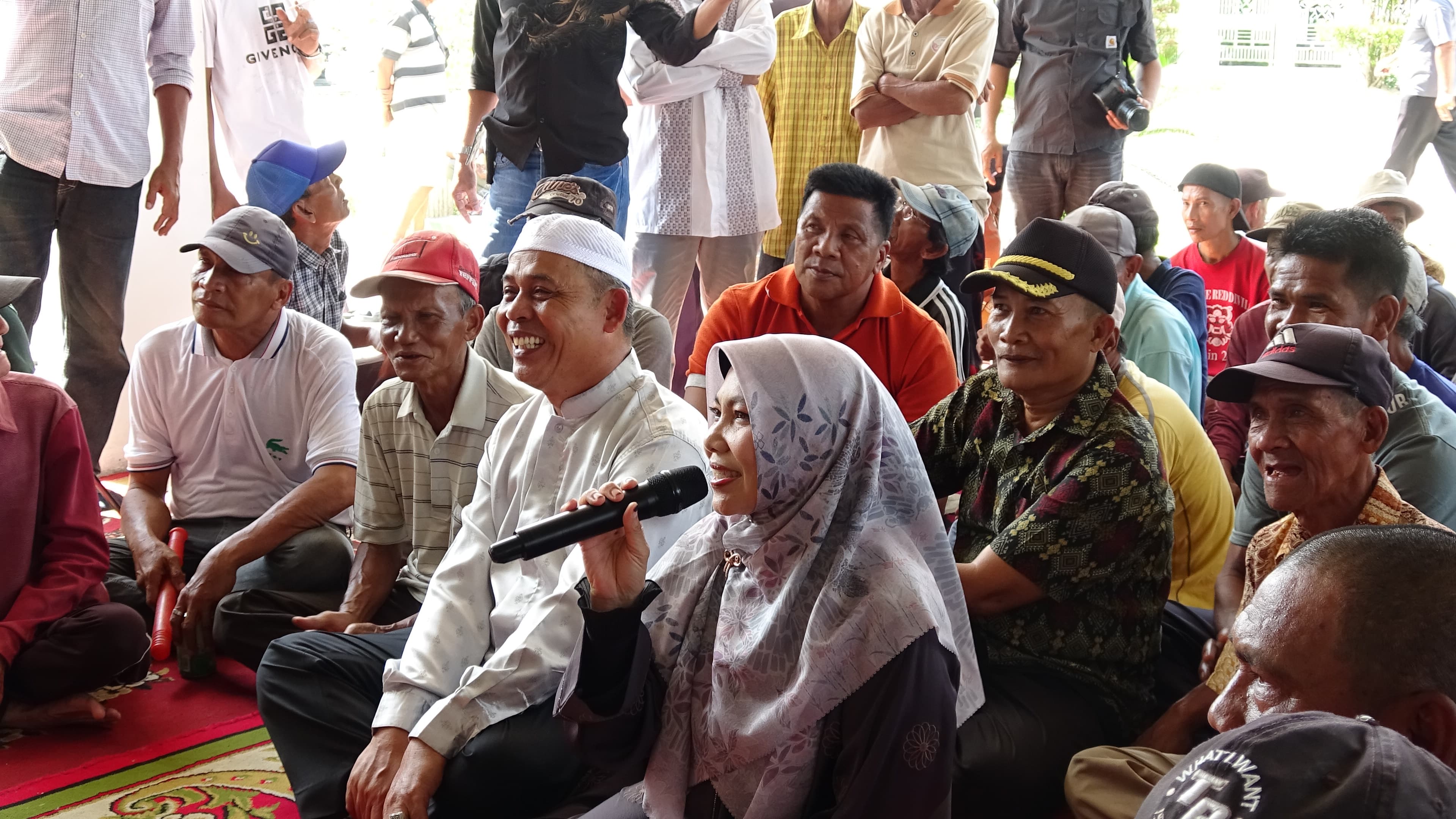 Bupati Inhil Herman Gelar Open House Idul Adha Bersama Pekerja Sektor Informal