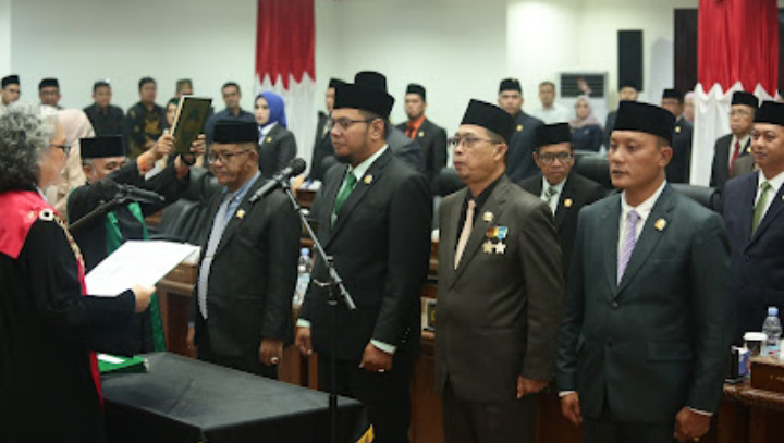 GALERI: Resmi Dilantik, inilah Pimpinan DPRD Inhil Periode 2024-2029