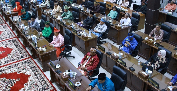 GALERI FOTO: Rapat Paripurna Istimewa DPRD Inhil dalam Rangka Milad Inhil ke-60