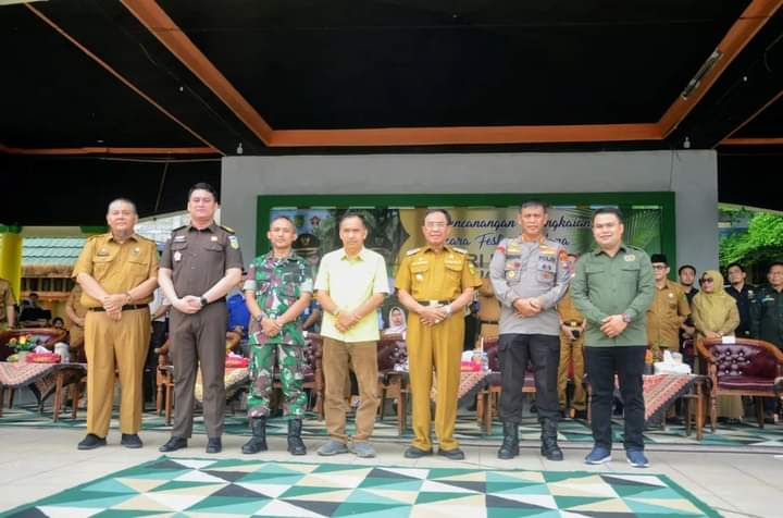 Bupati Inhil Hadiri Pencanangan Rangkaian Peringatan HPN Riau 2023