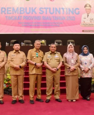 Ketua TPPS Inhil H.Syamsuddin Uti Ikuti Rembuk Stunting Provinsi Riau TH 2023, Lakukan Penandatanganan Komitmen Bersama Penurunan Stunting