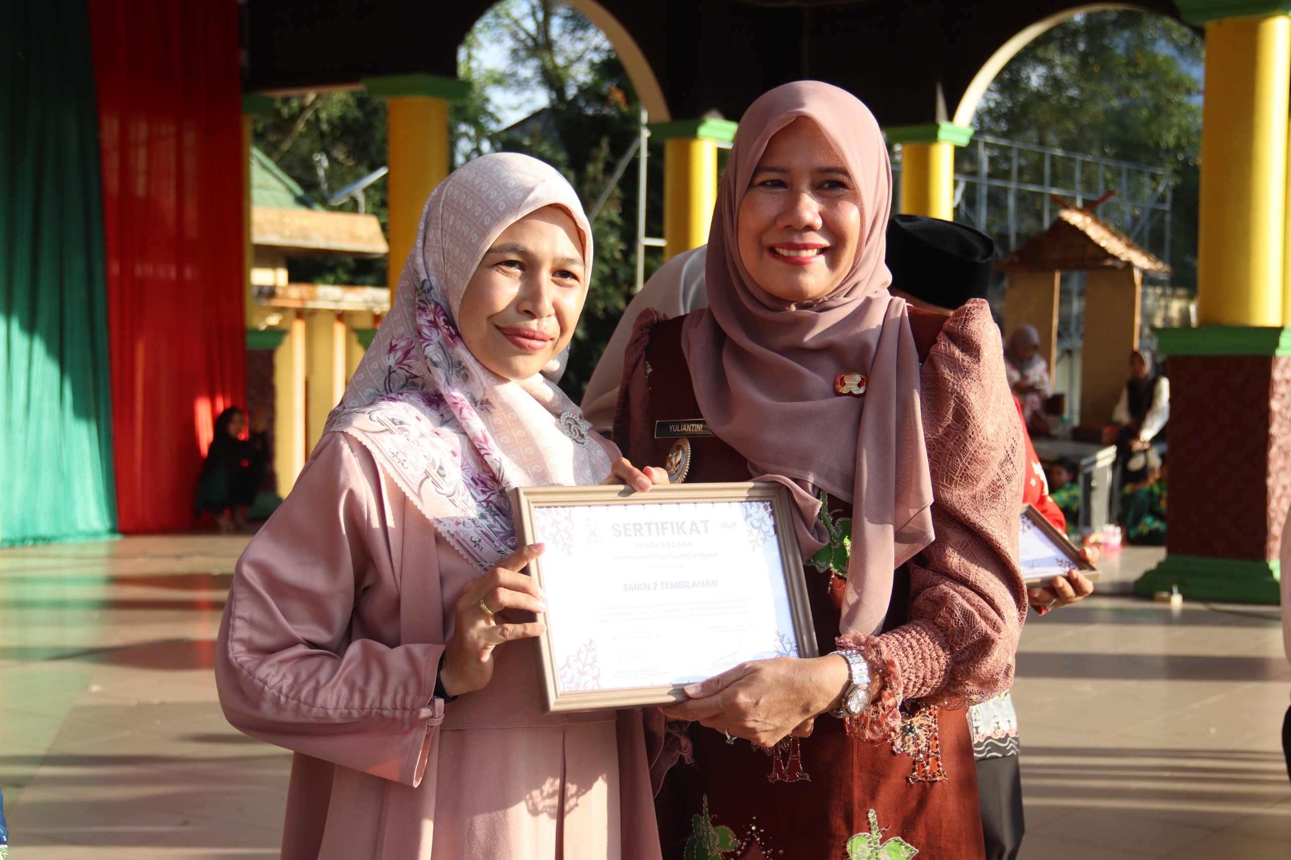 Wakil Bupati Inhil Yuliantini Resmi Buka Acara Ekonomi Kreatif dan Pentas Seni Anak Negeri dalam Rangka Milad Inhil ke-60