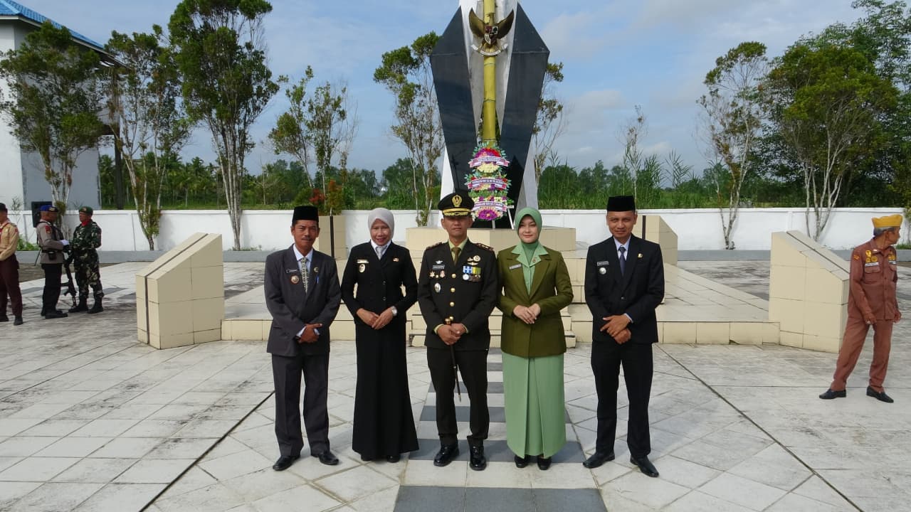 Ziarah Nasional HUT TNI ke-80, Wabup Inhil Ajak Generasi Muda Hargai Jasa Pahlawan