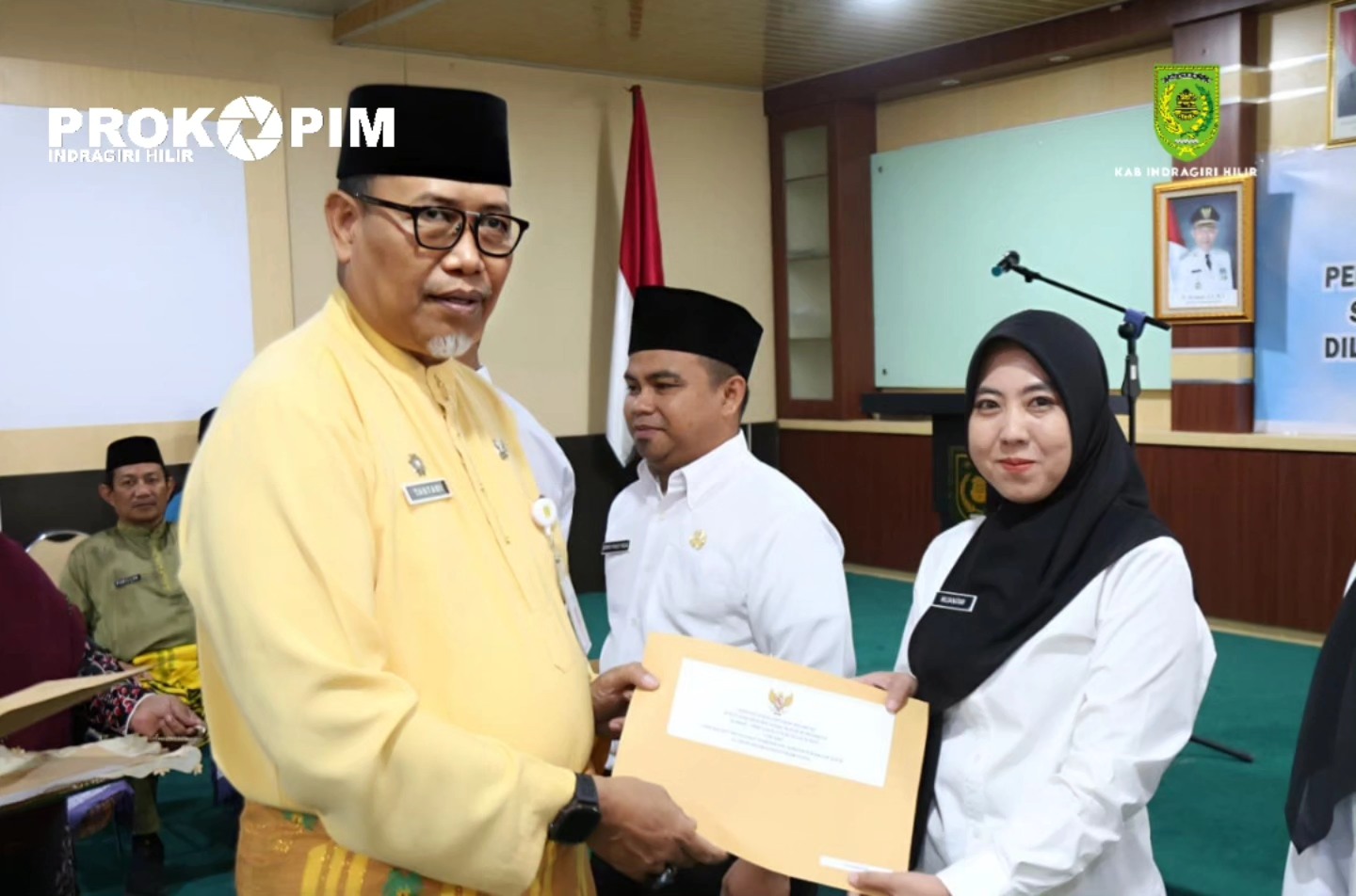 PPPK Kemensos Dilantik Mensos RI, Bupati Indragiri Hilir Tekankan Data Akurat untuk Bansos Tepat Sasaran
