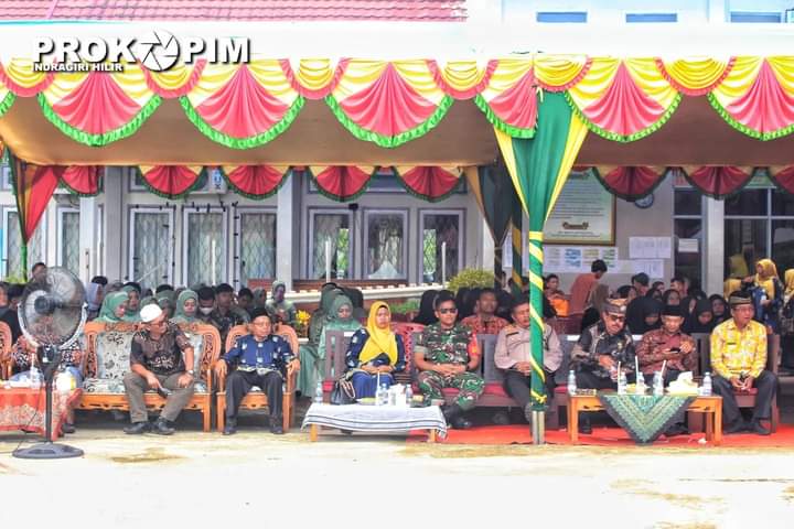 Bupati Inhil Hadiri Pelepasan dan Perpisahan Siswa-Siswi SMKN I Tembilahan Hulu Pulau Palas