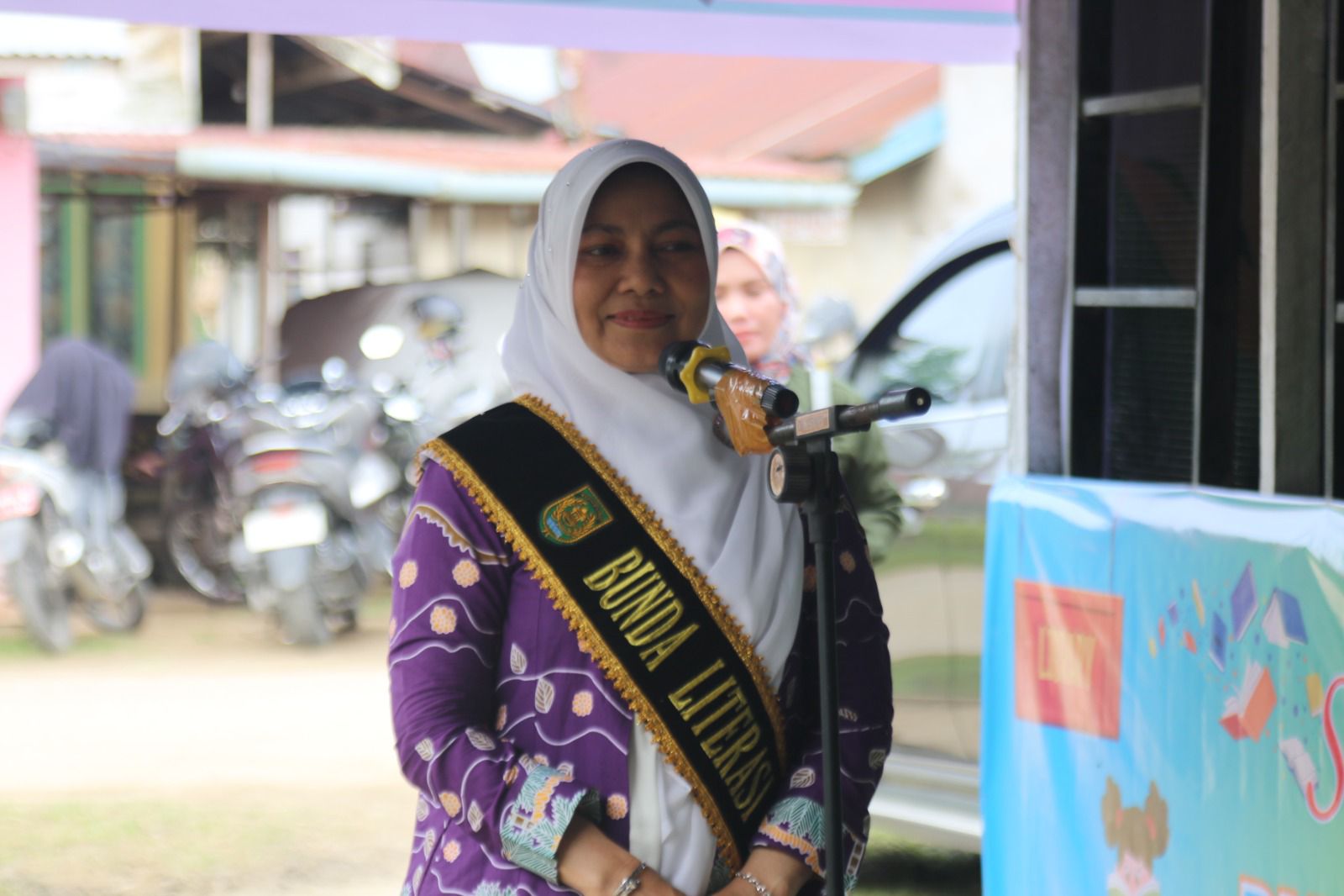 Bunda Literasi Inhil Resmikan Perpustakaan Kecamatan Tembilahan