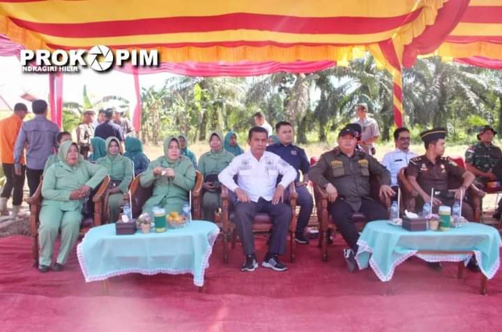 Bupati Inhil Pimpin Upacara Pembukaan TMMD Ke-116 Desa Pengalihan Keritang