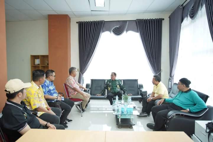 Bupati Wardan Tinjau Persiapan peresmian Gedung Perpustakaan dan Musium Kelapa inhil