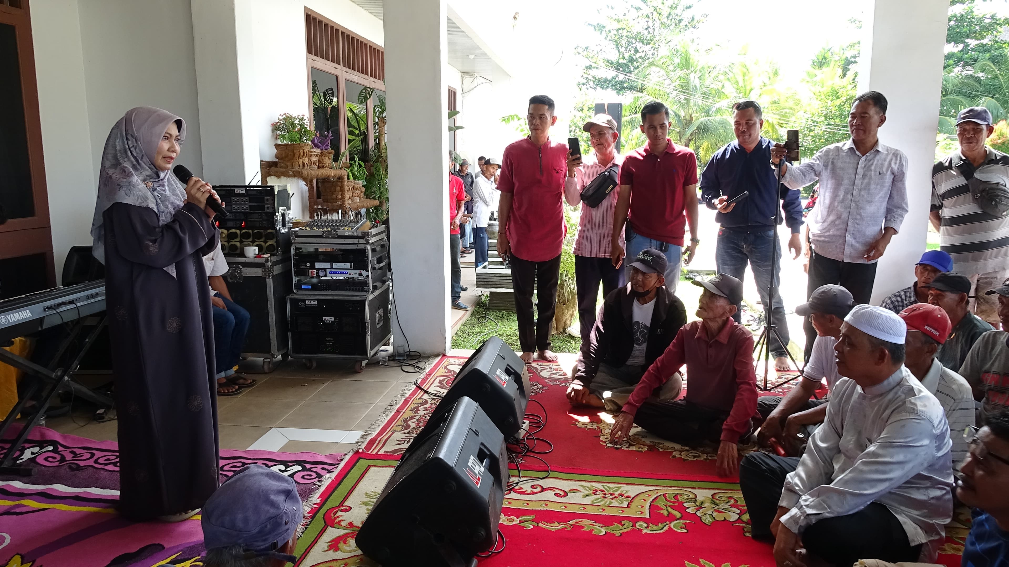Bupati Inhil Herman Gelar Open House Idul Adha Bersama Pekerja Sektor Informal