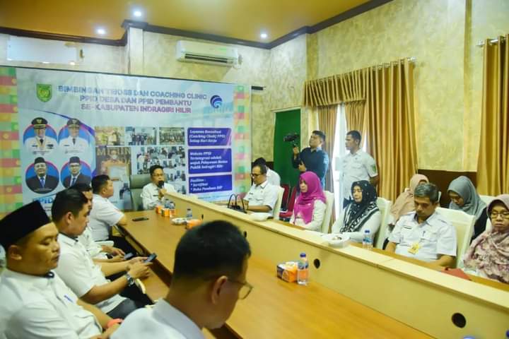 Bupati Buka Bimtek dan Coaching Clinic PPID Desa dan PPID Pembantu Se-Kabupaten Inhil